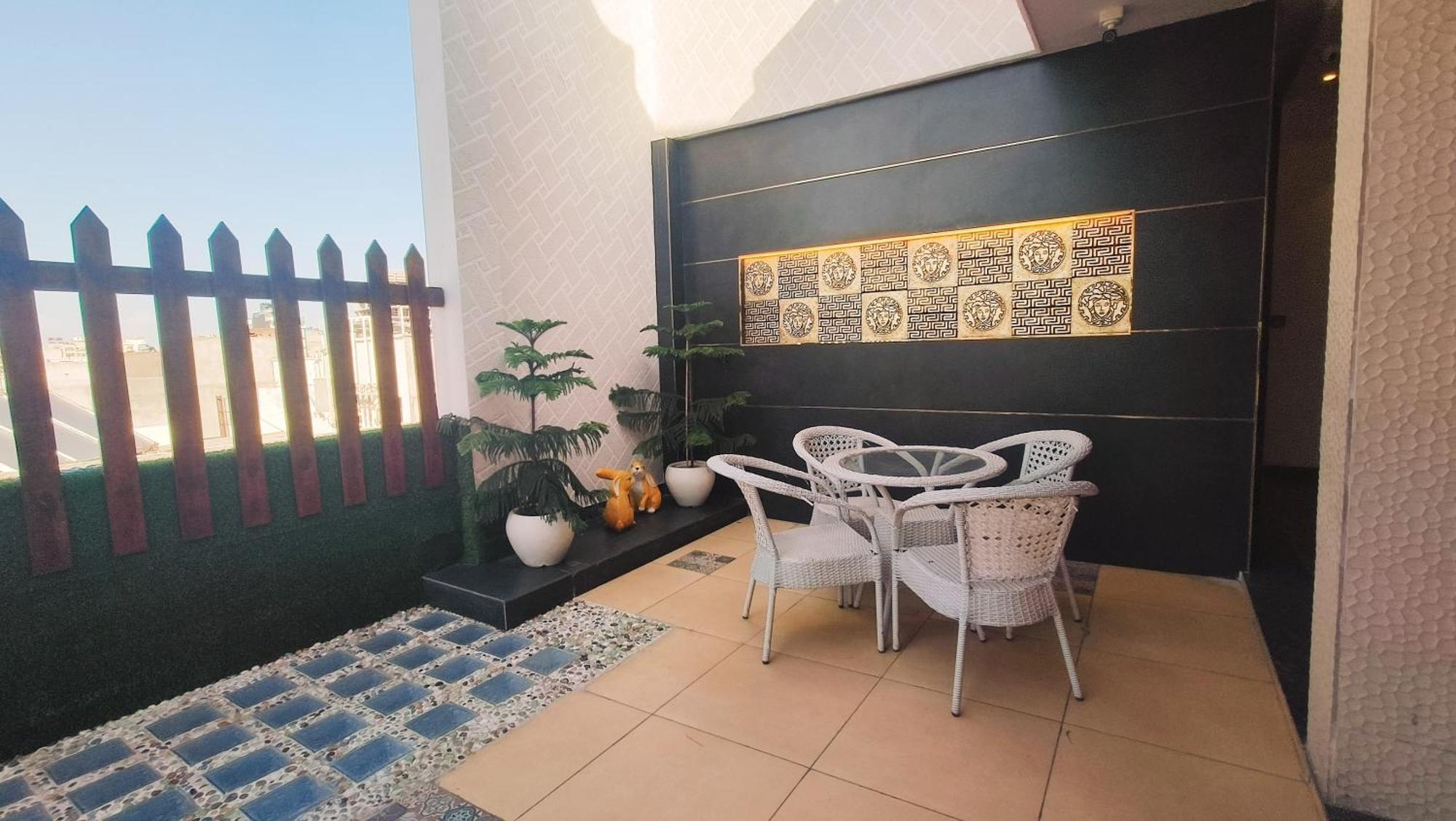 אמריצר Blessings Hotel מראה חיצוני תמונה